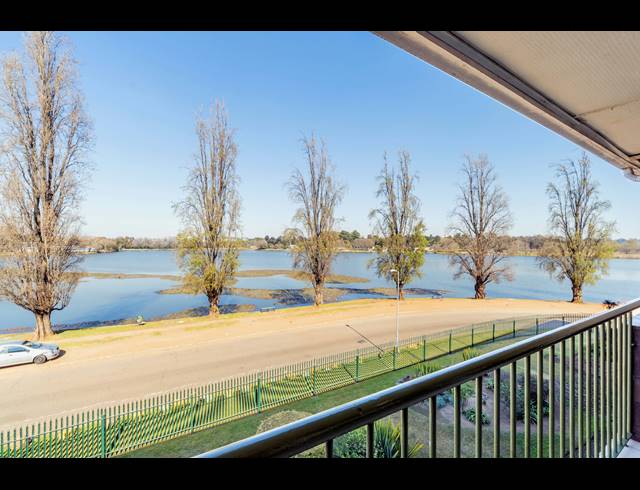 2 BEDROOM APARTMENT FOR SALE IN FLORIDA